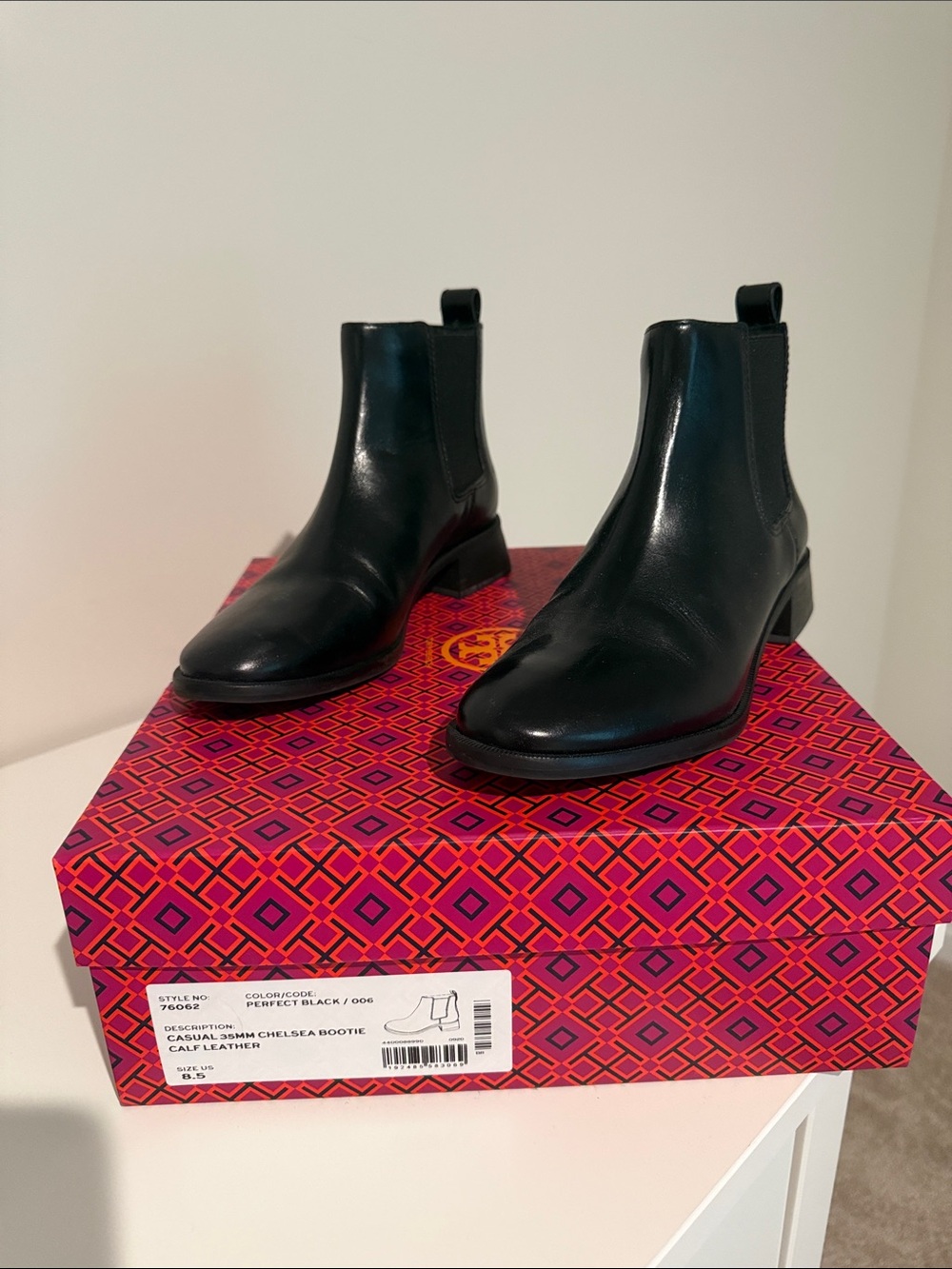 Tory Burch Black Leather Chelsea Booties - 8.5